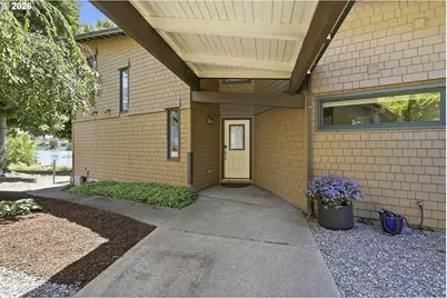 20122 NE Interlachen Ln, Fairview, OR 97024 - Photo 6