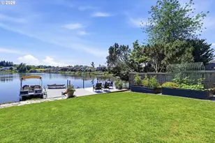 20122 NE Interlachen Ln, Fairview, OR 97024 - Photo 34