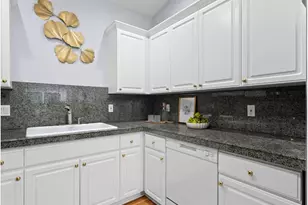 8830 SW Maple Ct, Portland, OR 97223 - Photo 16
