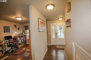 1734 NE Shale Ct, Roseburg, OR 97470 - Photo 8