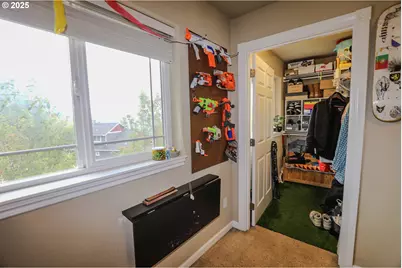 1734 NE Shale Ct, Roseburg, OR 97470 - Photo 28