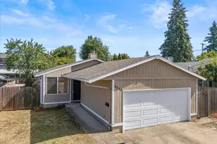 3918 SE 52nd Ave, Portland, OR 97206 - Photo 2