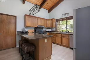 4 Fairway Ln, Gleneden Beach, OR 97388 - Photo 14