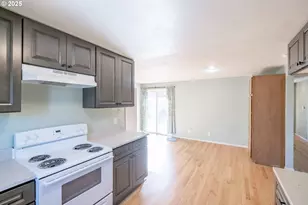 1625 Jackson St, Albany, OR 97322 - Photo 12