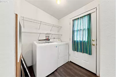290 Adams Loop, Roseburg, OR 97471 - Photo 12