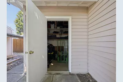 18035 Bodley Ct, Sandy, OR 97055 - Photo 12