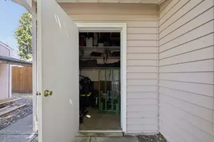18035 Bodley Ct, Sandy, OR 97055 - Photo 12