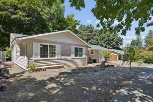 18035 Bodley Ct, Sandy, OR 97055 - Photo 2