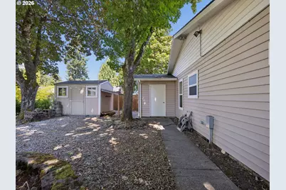 18035 Bodley Ct, Sandy, OR 97055 - Photo 10