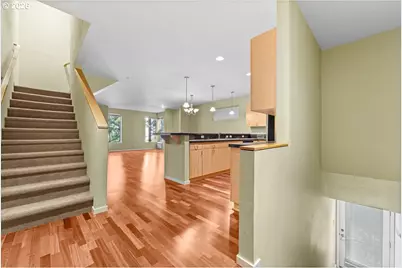 7534 N Burlington Ave, Portland, OR 97203 - Photo 6