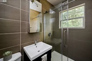 20 NW 16th Ave, Portland, OR 97209 - Photo 10