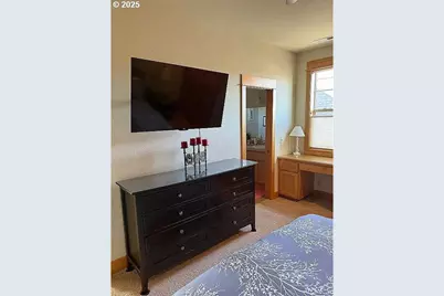 11122 Bunk House Ln, Redmond, OR 97756 - Photo 16