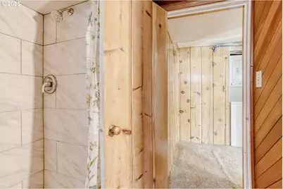 2020 NE 102nd Ave, Portland, OR 97220 - Photo 22