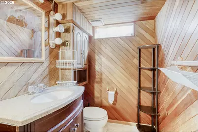 2020 NE 102nd Ave, Portland, OR 97220 - Photo 10