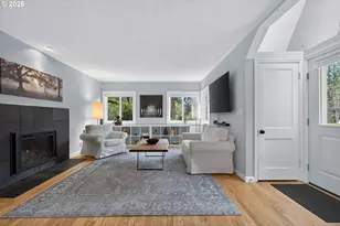 1638 SW Upland Dr, Portland, OR 97221 - Photo 4