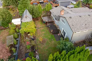 7693 SE Strawberry Ln, Milwaukie, OR 97267 - Photo 6