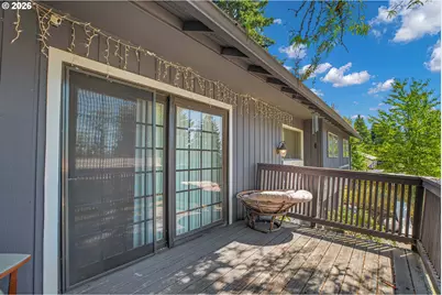 1022 NE 68th St, Vancouver, WA 98665 - Photo 6