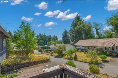 1022 NE 68th St, Vancouver, WA 98665 - Photo 4