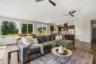 321 Helens Ln, Washougal, WA 98671 - Photo 8