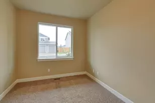 757 NE Alderwood Dr, Estacada, OR 97023 - Photo 4