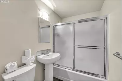 7944 SE 79th Ave, Portland, OR 97206 - Photo 14