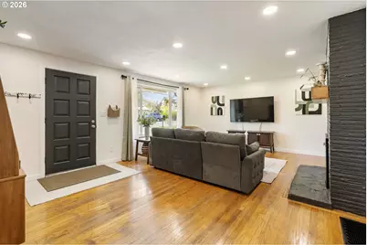 3122 SE 164th Ave, Portland, OR 97236 - Photo 2