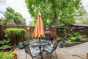 5564 Lancelot Way, Eugene, OR 97402 - Photo 28