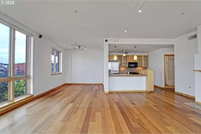 1030 NW Johnson St #521, Portland, OR 97209 - Photo 18