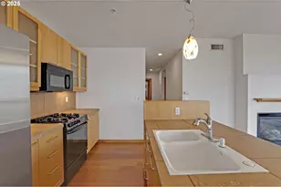 1030 NW Johnson St, Portland, OR 97209 - Photo 26