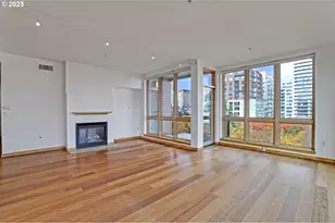 1030 NW Johnson St, Portland, OR 97209 - Photo 4