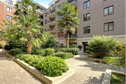 1030 NW Johnson St #521, Portland, OR 97209 - Photo 40