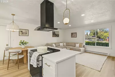 12914 NE Halsey St, Portland, OR 97230 - Photo 8