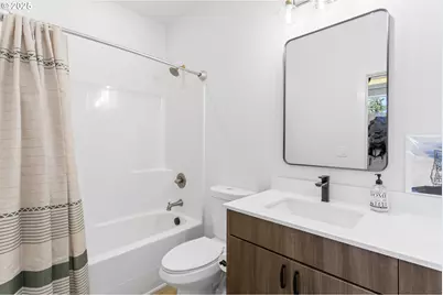 7557 N Gilbert Ave, Portland, OR 97203 - Photo 24