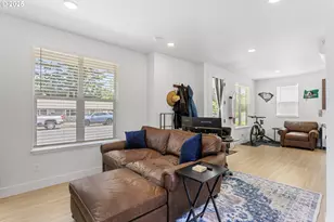 7557 N Gilbert Ave, Portland, OR 97203 - Photo 4