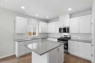 1552 NW Tracy St, McMinnville, OR 97128 - Photo 8