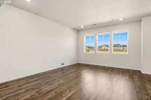 2283 Livesay Ln, Woodburn, OR 97071 - Photo 8