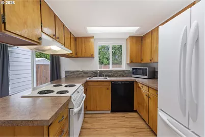 1602 N Deborah Rd #C, Newberg, OR 97132 - Photo 8