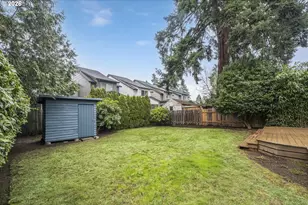 3715 SE Lexington St, Portland, OR 97202 - Photo 24