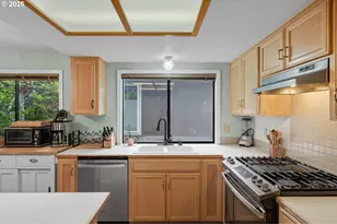 15104 NE Brazee St, Portland, OR 97230 - Photo 10