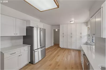 815 Church St, Woodburn, OR 97071 - Photo 10