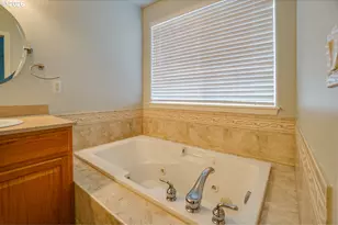 9819 NE 86th St, Vancouver, WA 98662 - Photo 40