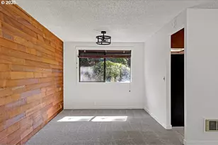 2663 E Wilshire Dr, Eugene, OR 97405 - Photo 18