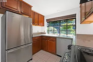 2663 E Wilshire Dr, Eugene, OR 97405 - Photo 22