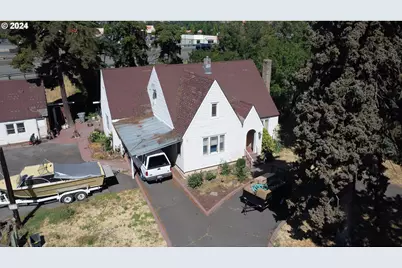 3504 W 2nd St, The Dalles, OR 97058 - Photo 1