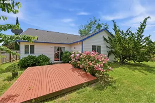 132 NW Howard Ln, Dallas, OR 97338 - Photo 32