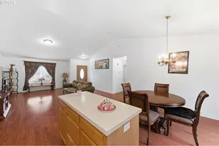 132 NW Howard Ln, Dallas, OR 97338 - Photo 16