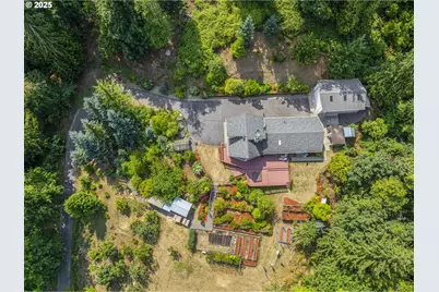 165 Meridian Dr, Kelso, WA 98626 - Photo 2