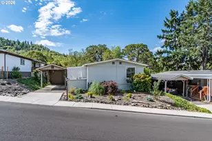 43 NE Mary Ann Ln, Roseburg, OR 97470 - Photo 42