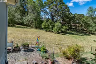 43 NE Mary Ann Ln, Roseburg, OR 97470 - Photo 30