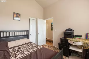20721 NE Halsey St, Fairview, OR 97024 - Photo 26